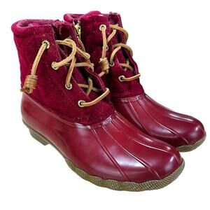 Sperry NWOB Saltwater Quilted Duck Booties in Burnt Henn Red Size 7.5 Lace Up